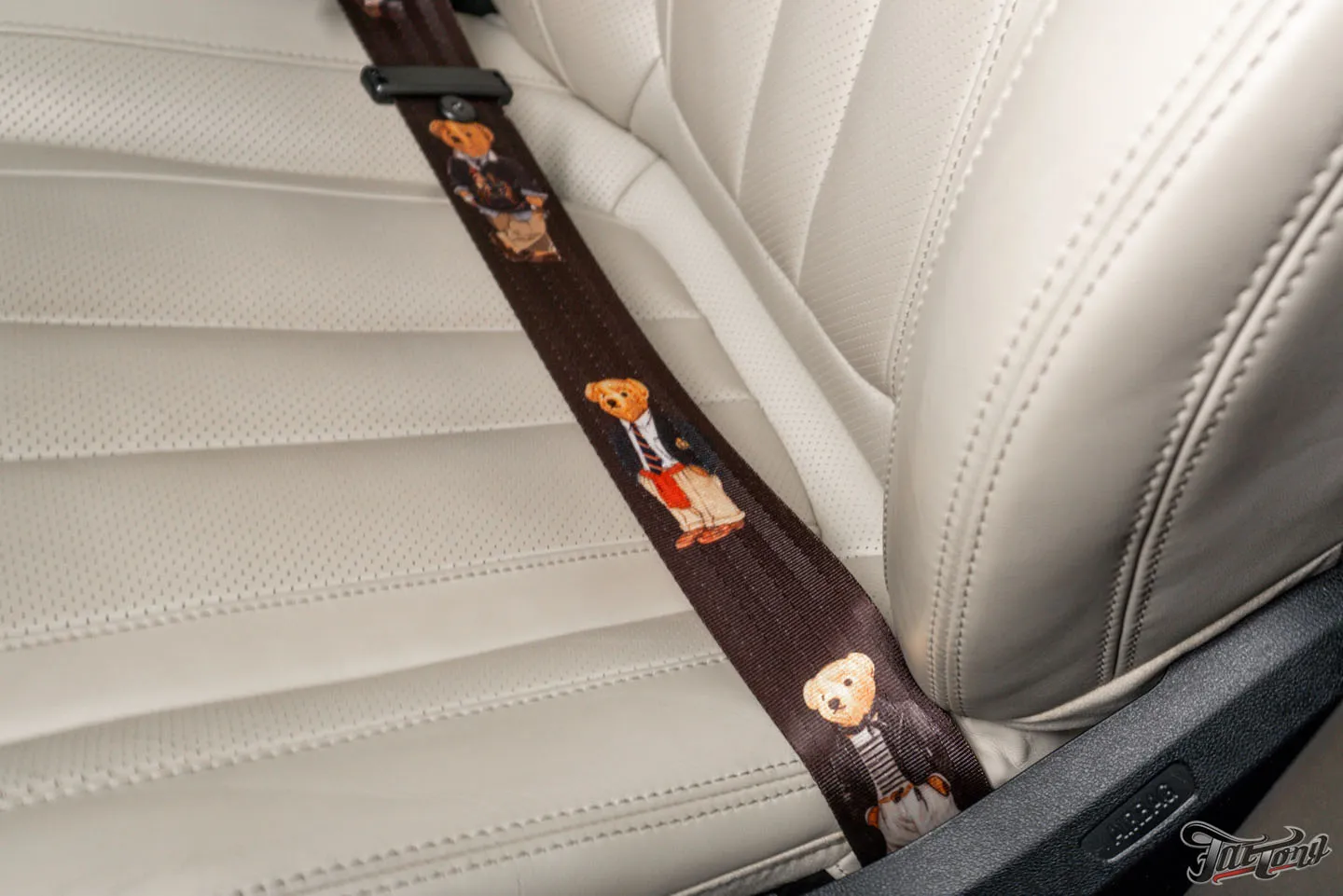 Ремни безопасности с принтом плюшевых мишек Ralph Lauren для BMW X7